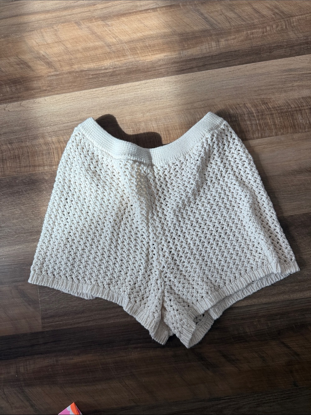 High-Waist Crochet Knit Shorts - Cream